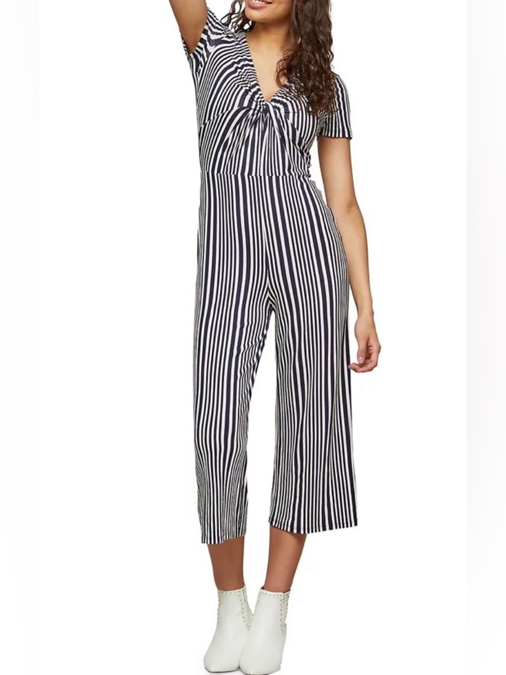 NEW!! Romeo & Juliet Couture Navy and White Striped V-Neck Jumpsuit Size Medium